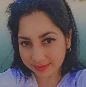 Meet your Posher, Yisel